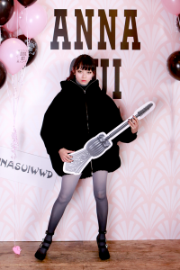 ANNASUI-MASCARA-PARTY-2014-002