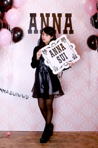 ANNASUI-MASCARA-PARTY-2014-005