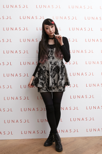 LUNASOL_PrimaRed_Lip_Party_003