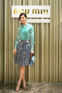 5e6329fd7964fd6097c3b10780991f85